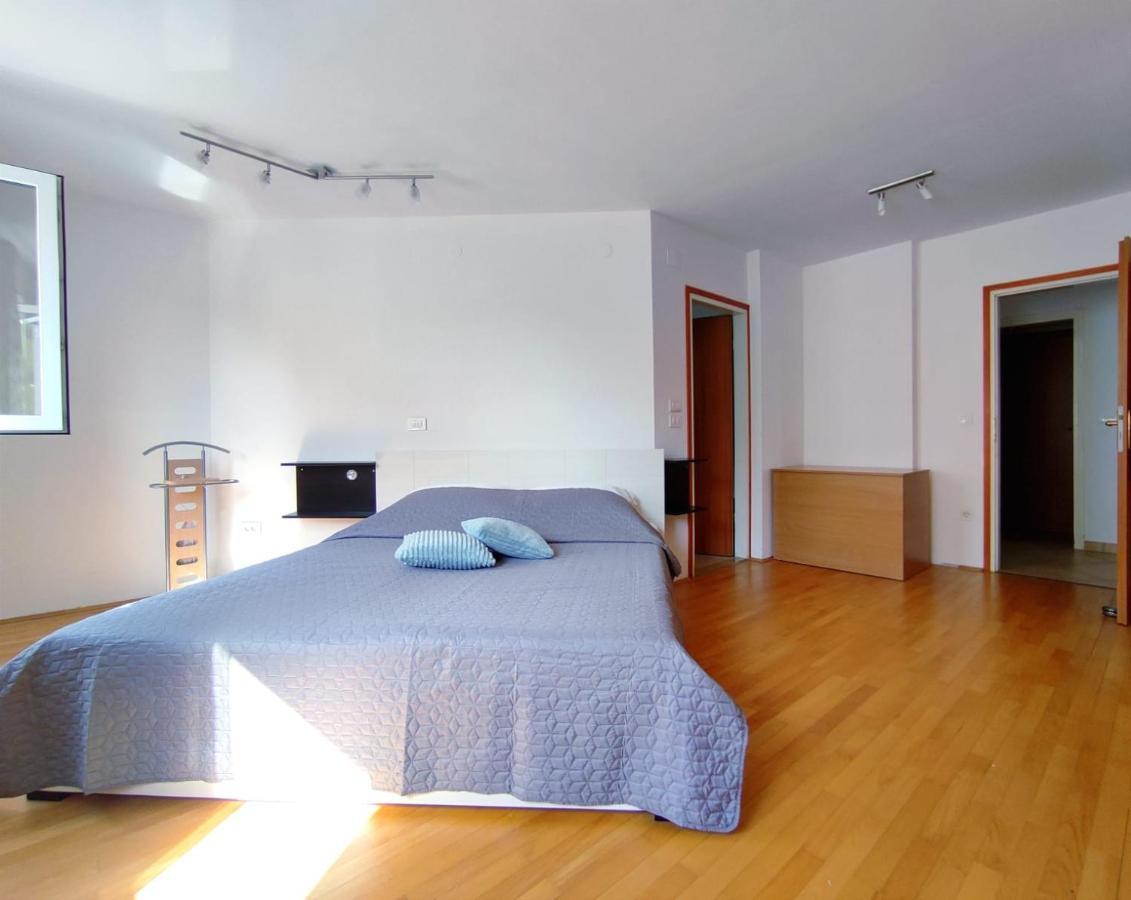 Apartment Teleferica Rabac Exterior foto